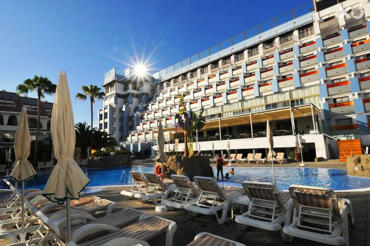 Paradise Park Fun Lifestyle Hotel