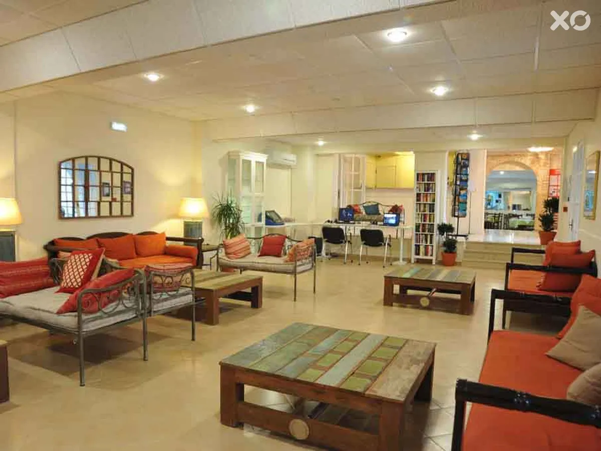 Sirocco Hotel