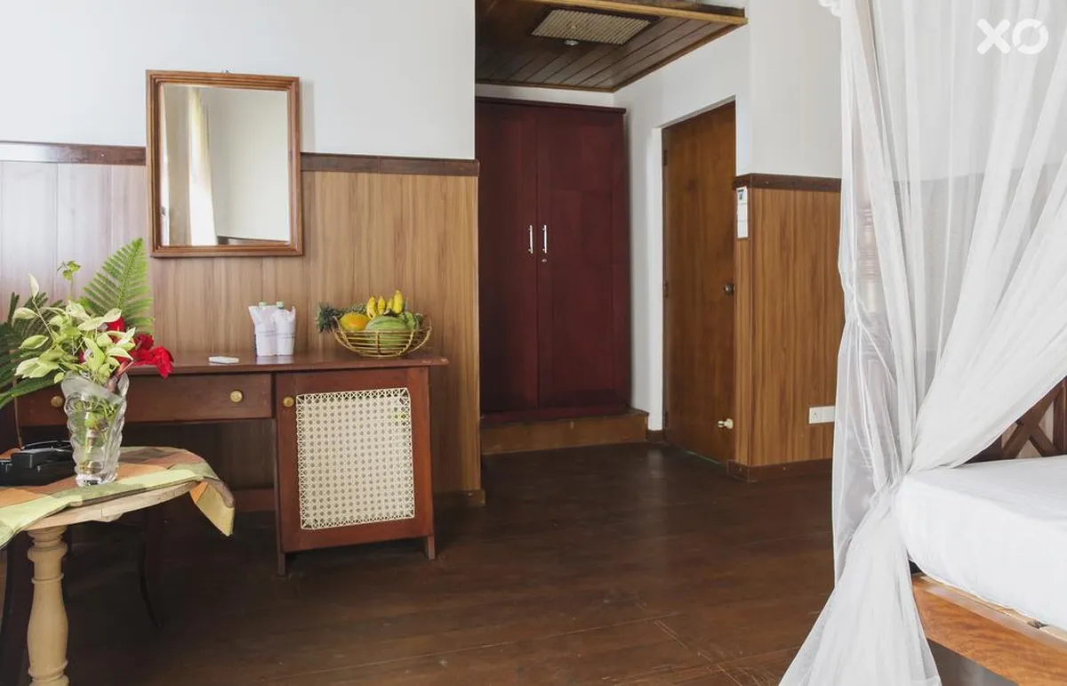 Neptune Bay Hotel