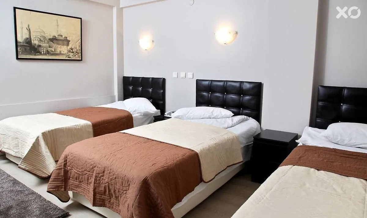 Tanin Hotel