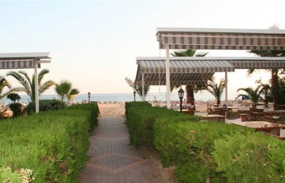 Elysee Beach Hotel
