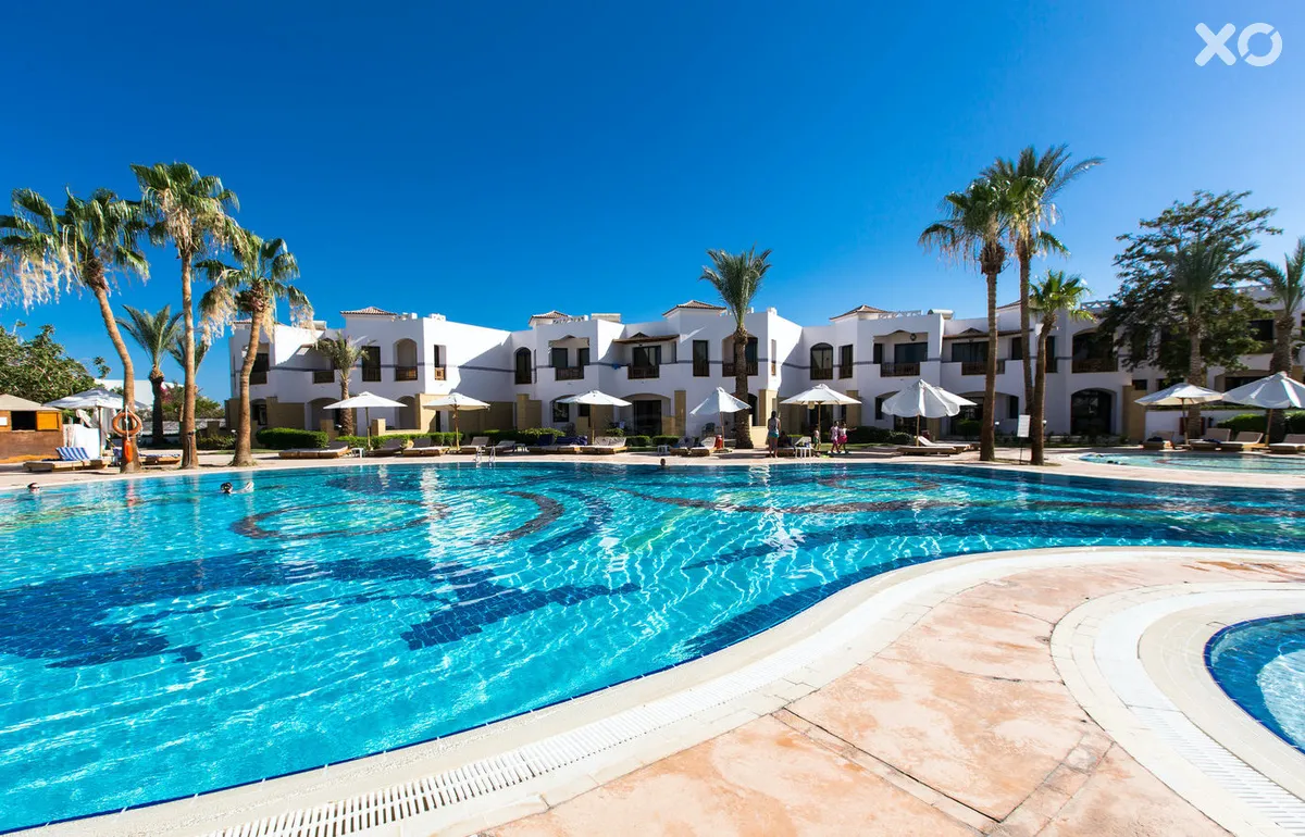 Amphoras Beach