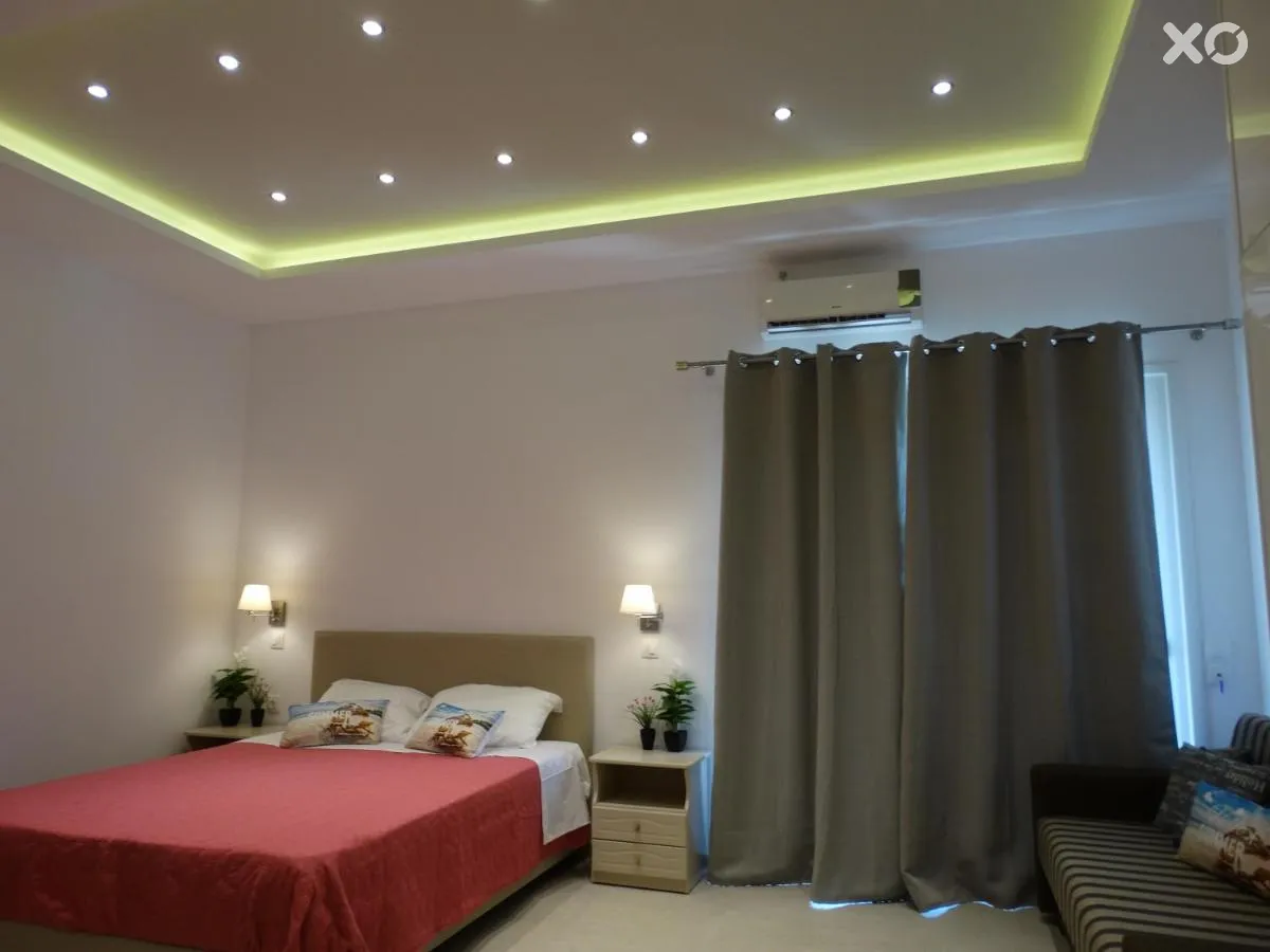 Makis Louvlis Apartments & Studios