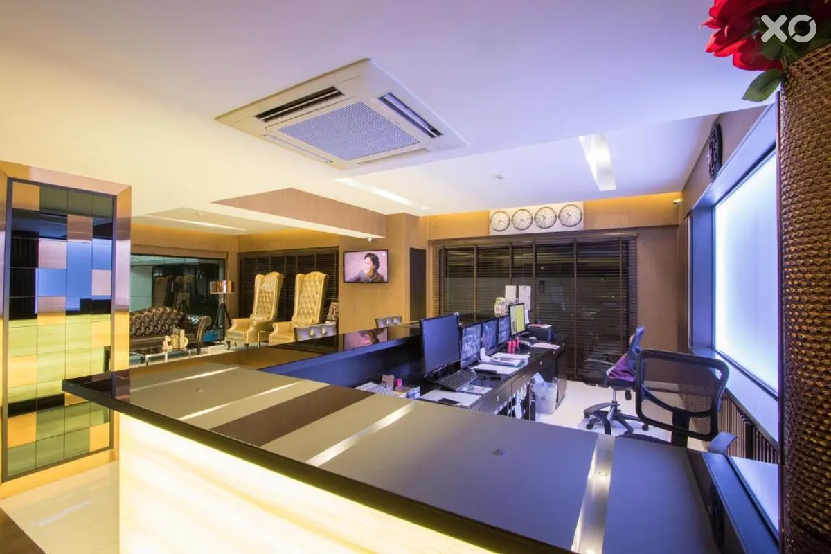 Chateau De Sukhumvit