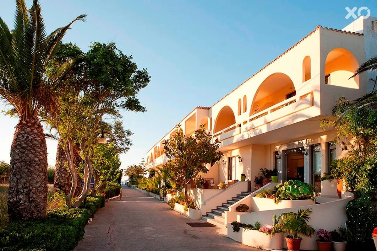 Marinos Beach Hotel