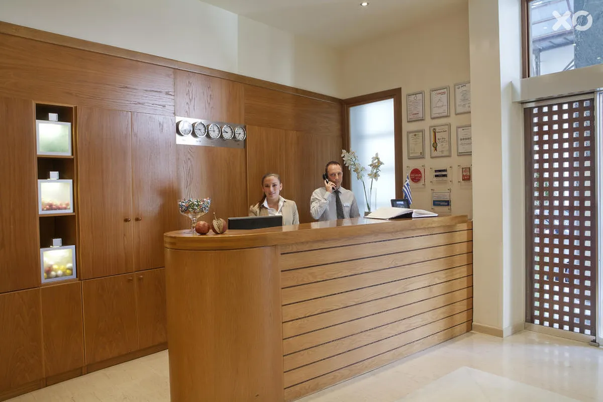 Plaka Hotel
