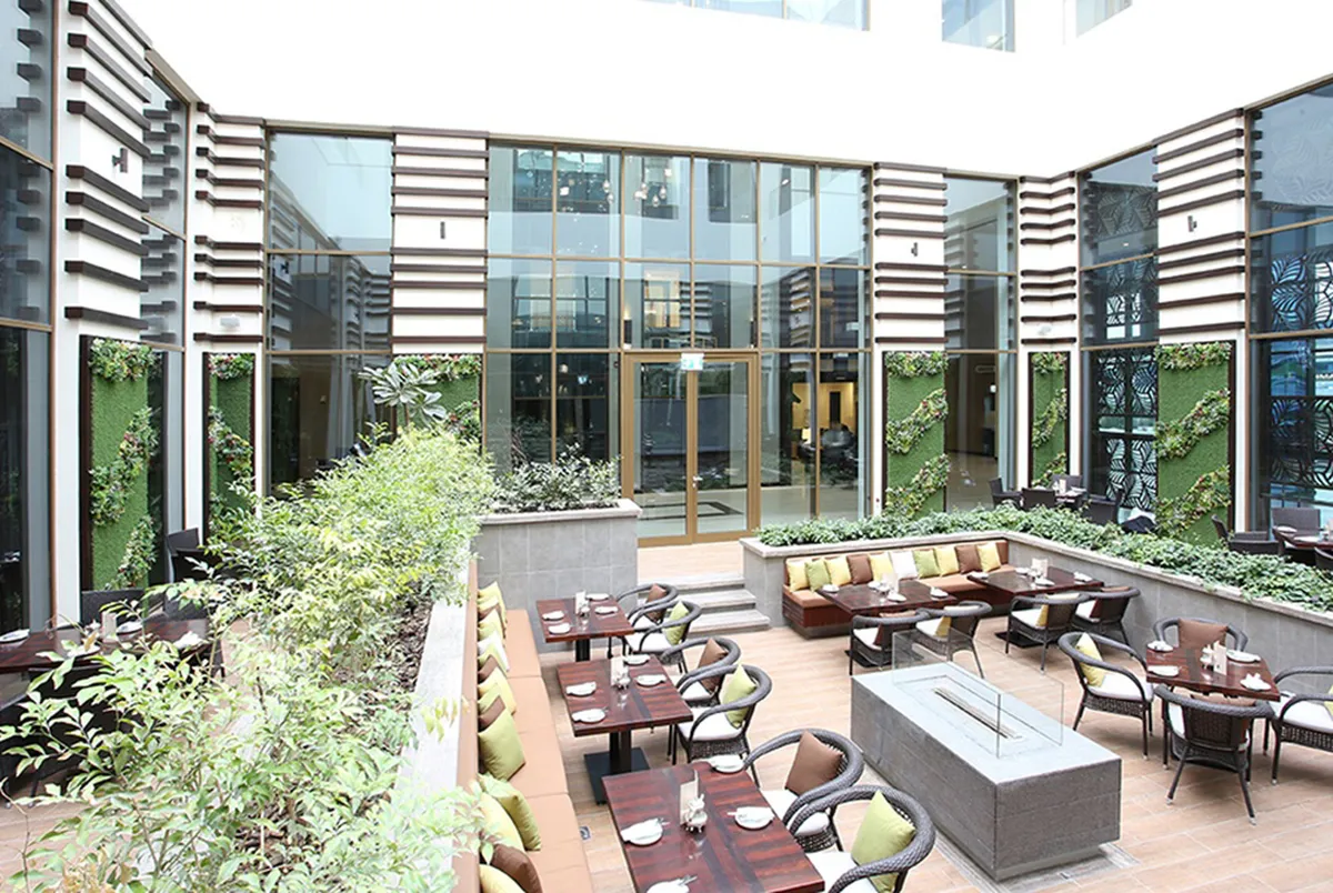 Metropolitan Hotel Dubai