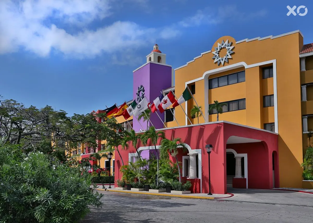 Adhara Cancun