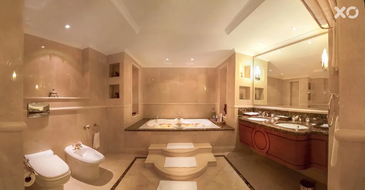 Corniche Hotel Abu Dhabi
