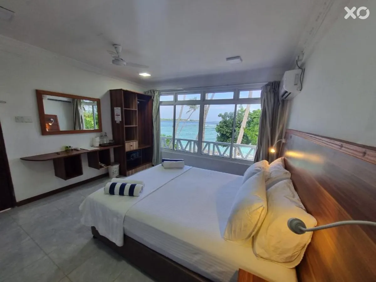 Batuta Maldives Surf View