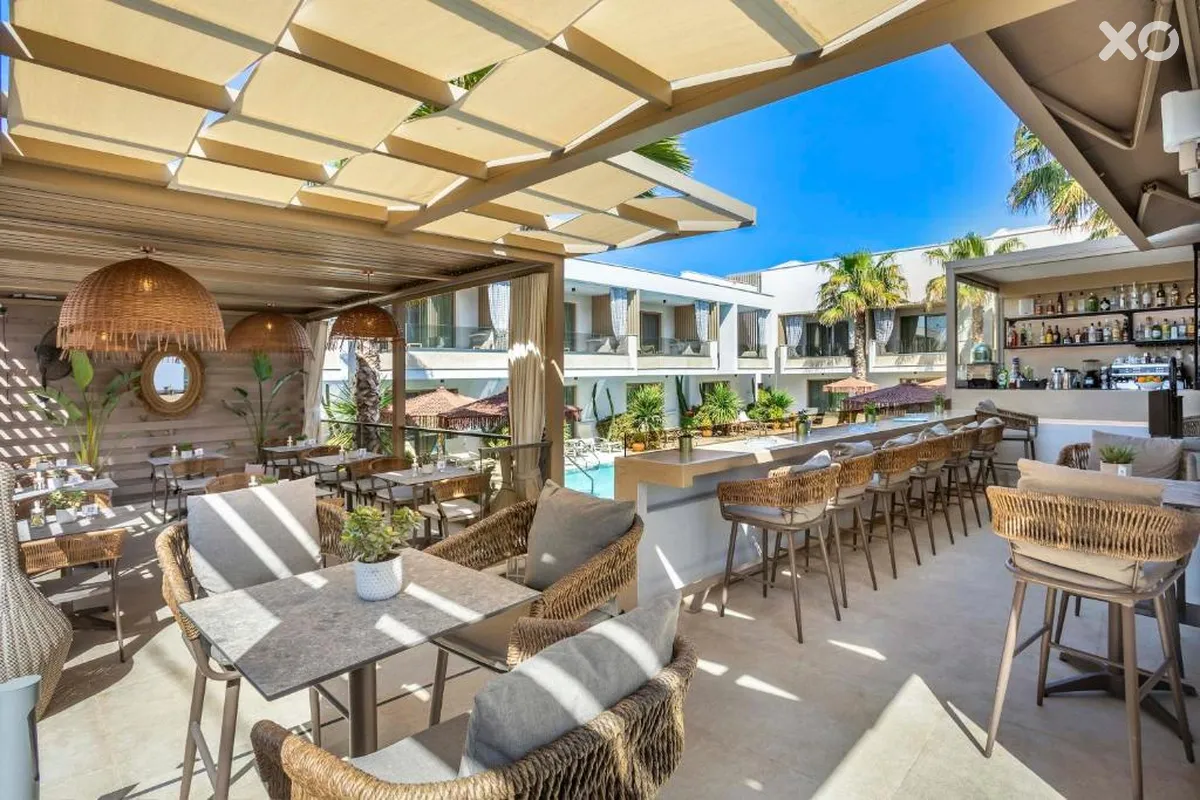 Pefki Deluxe Residences