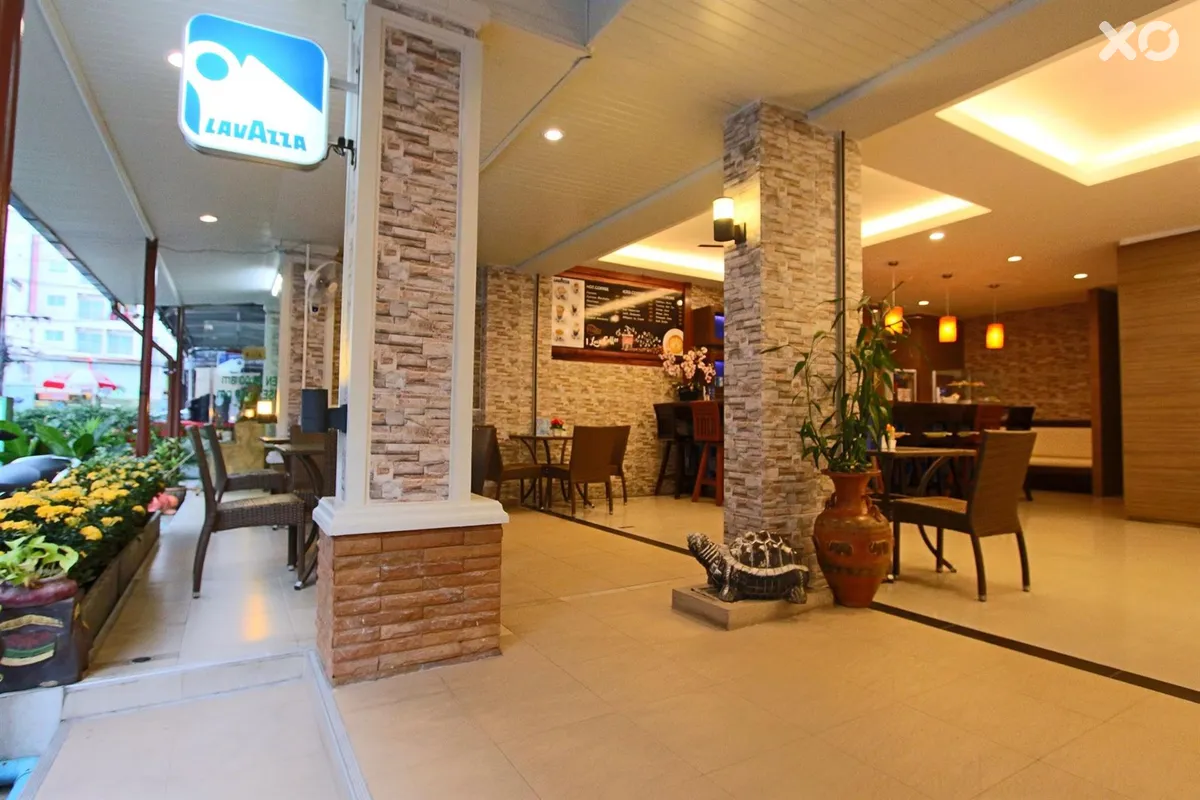 Good Nice Hotel