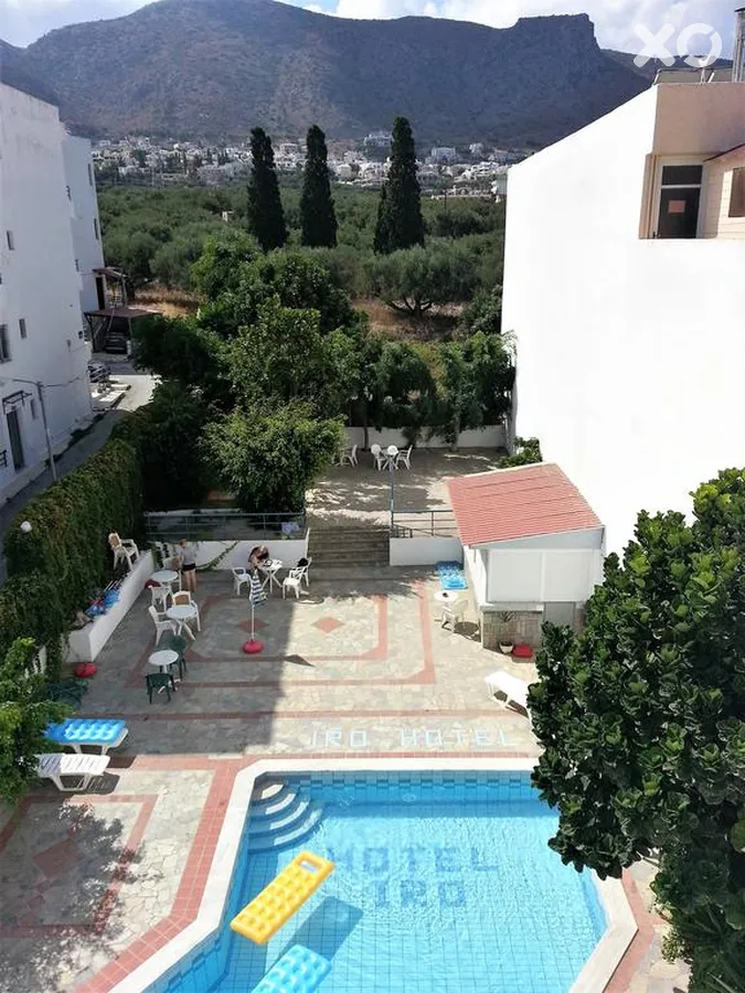 Iro Hotel