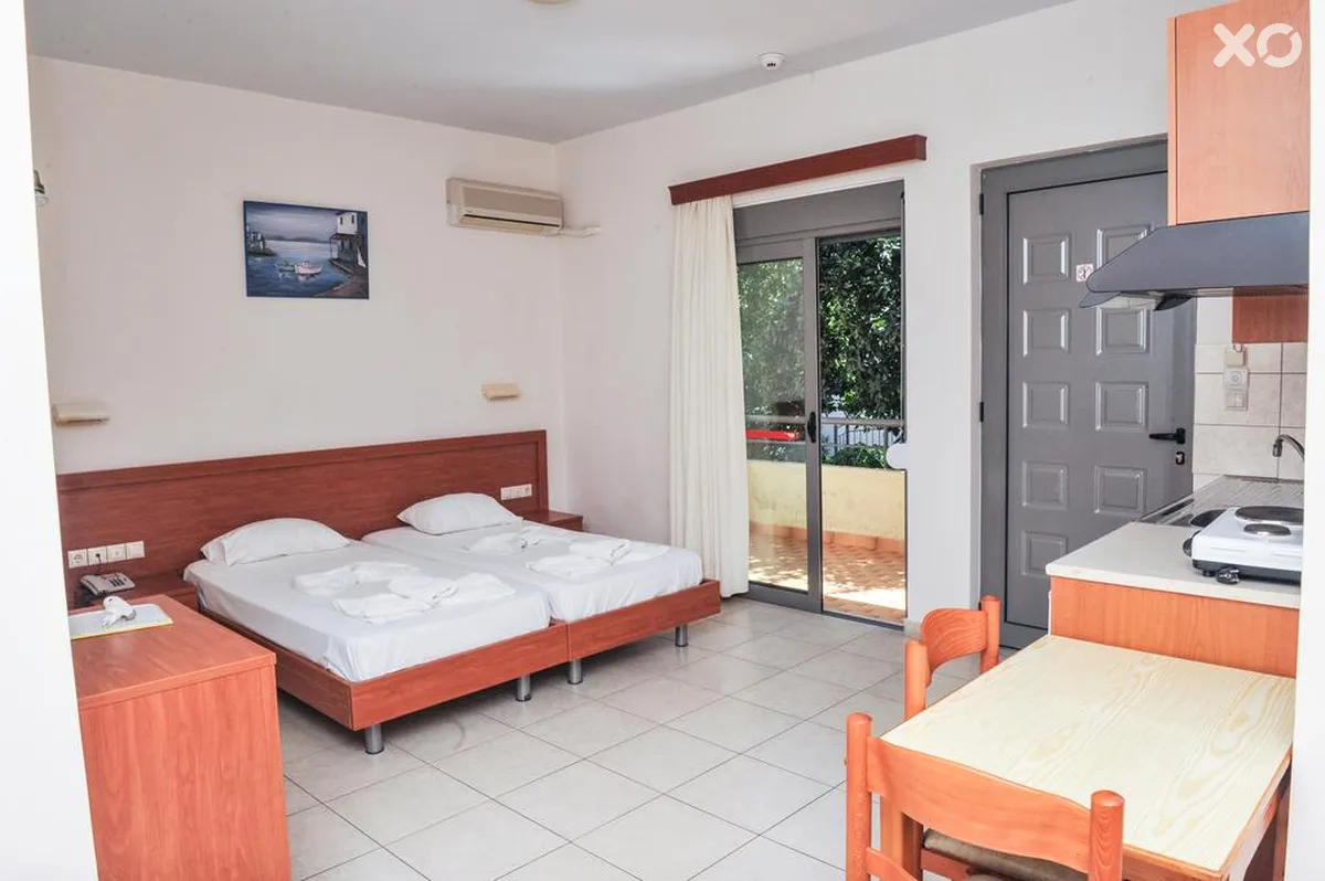 Ilyssion Holidays Apartments & Studios