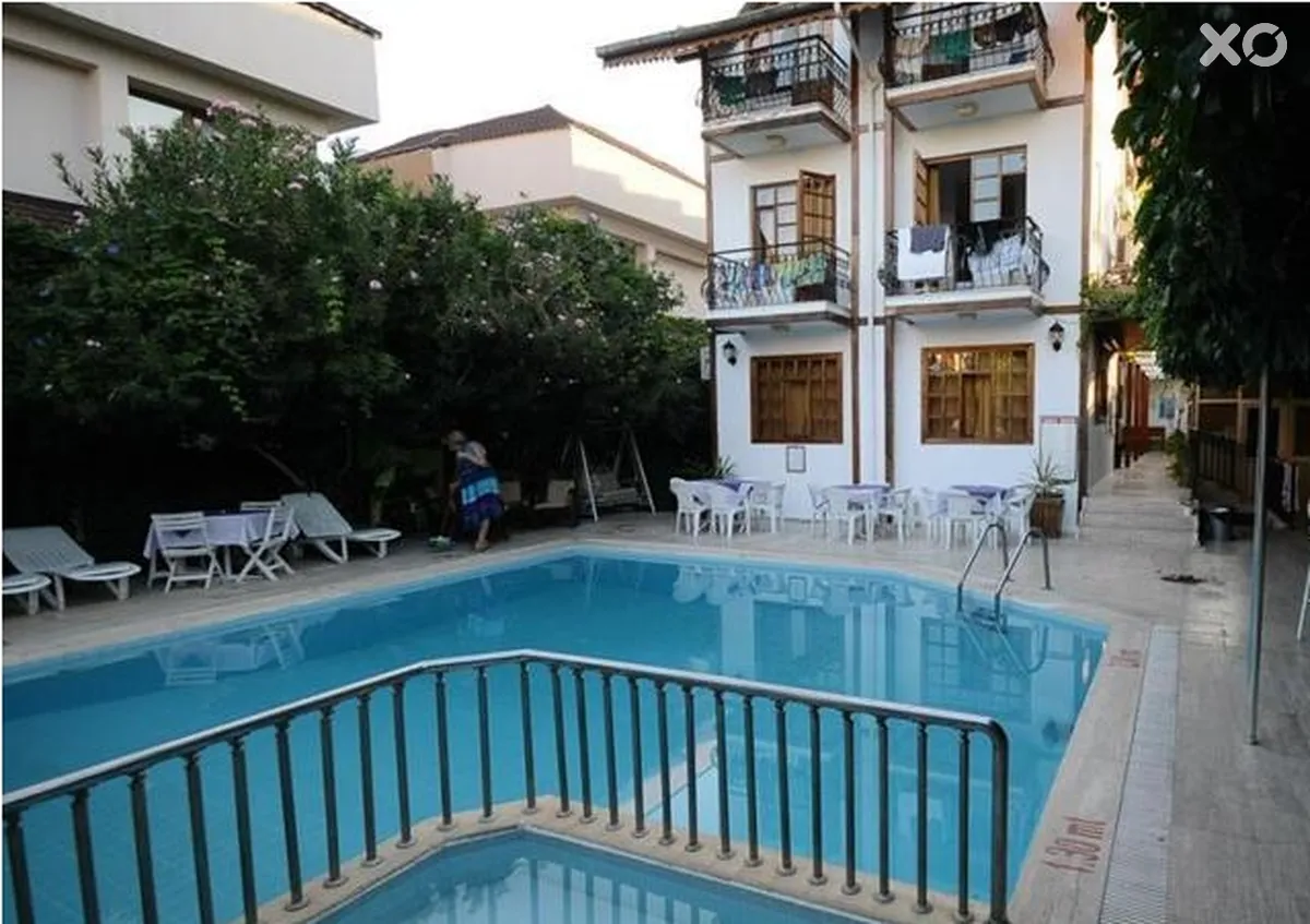 Esra Hotel