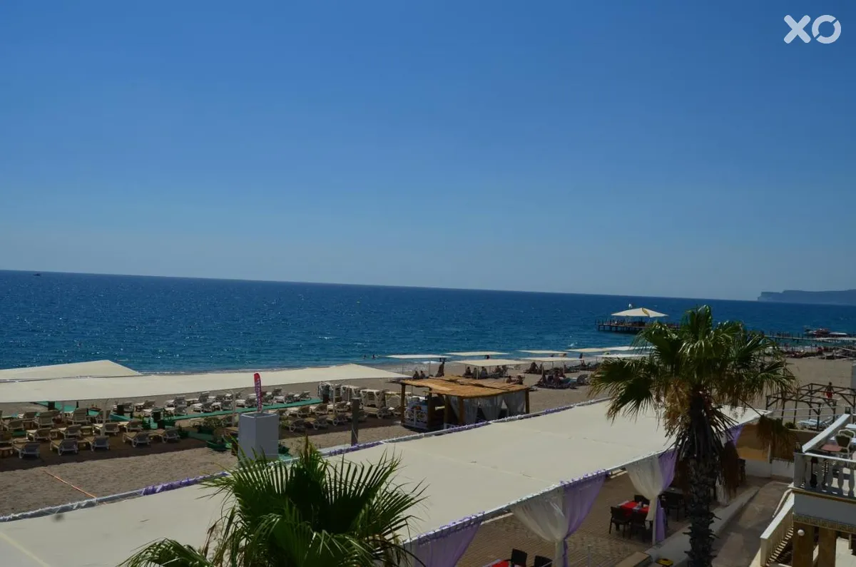 La Perla Hotel