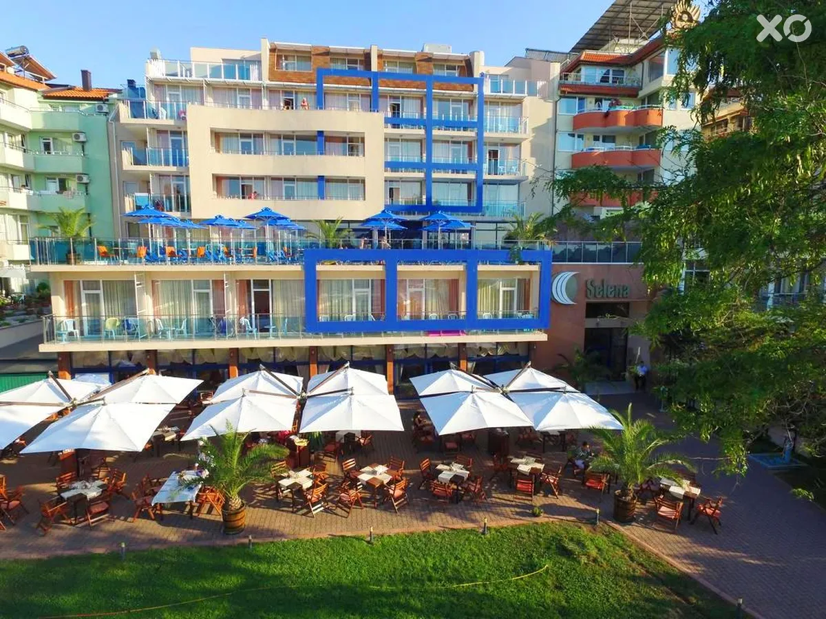 Selena Hotel