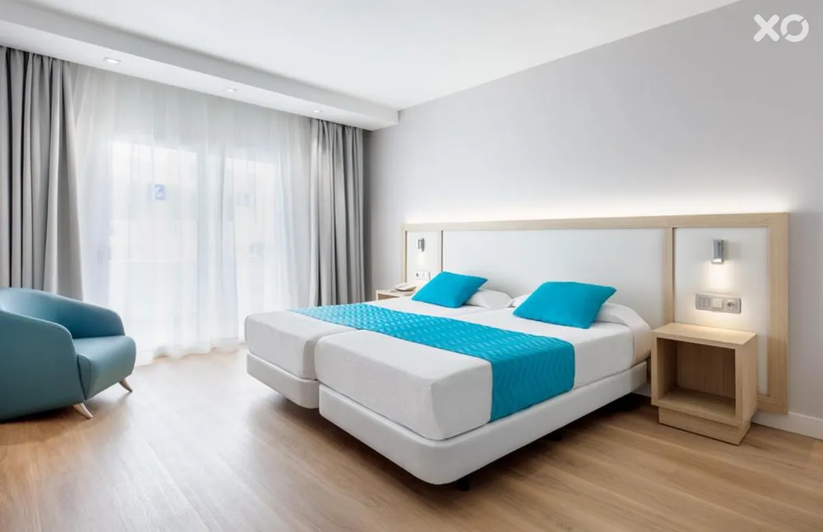 Lancelot Hotel
