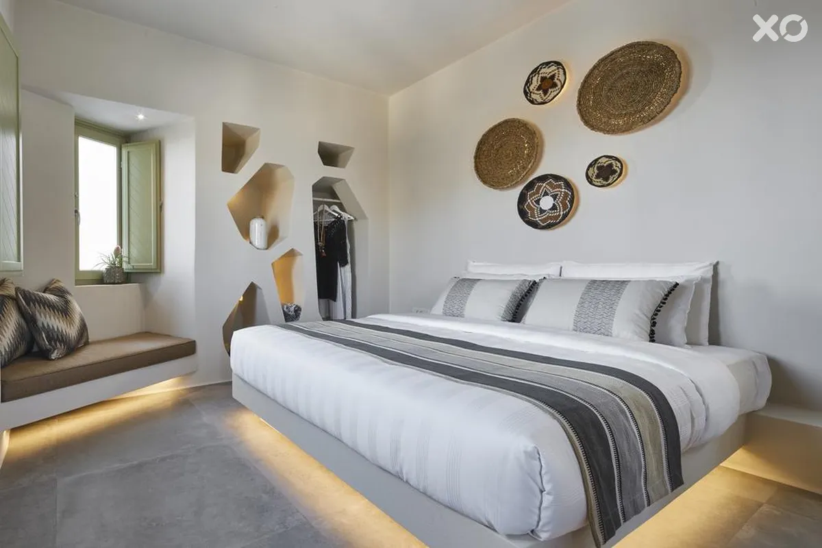 Aeon Suites