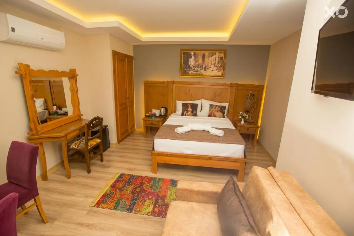 The PeraPort Hotel