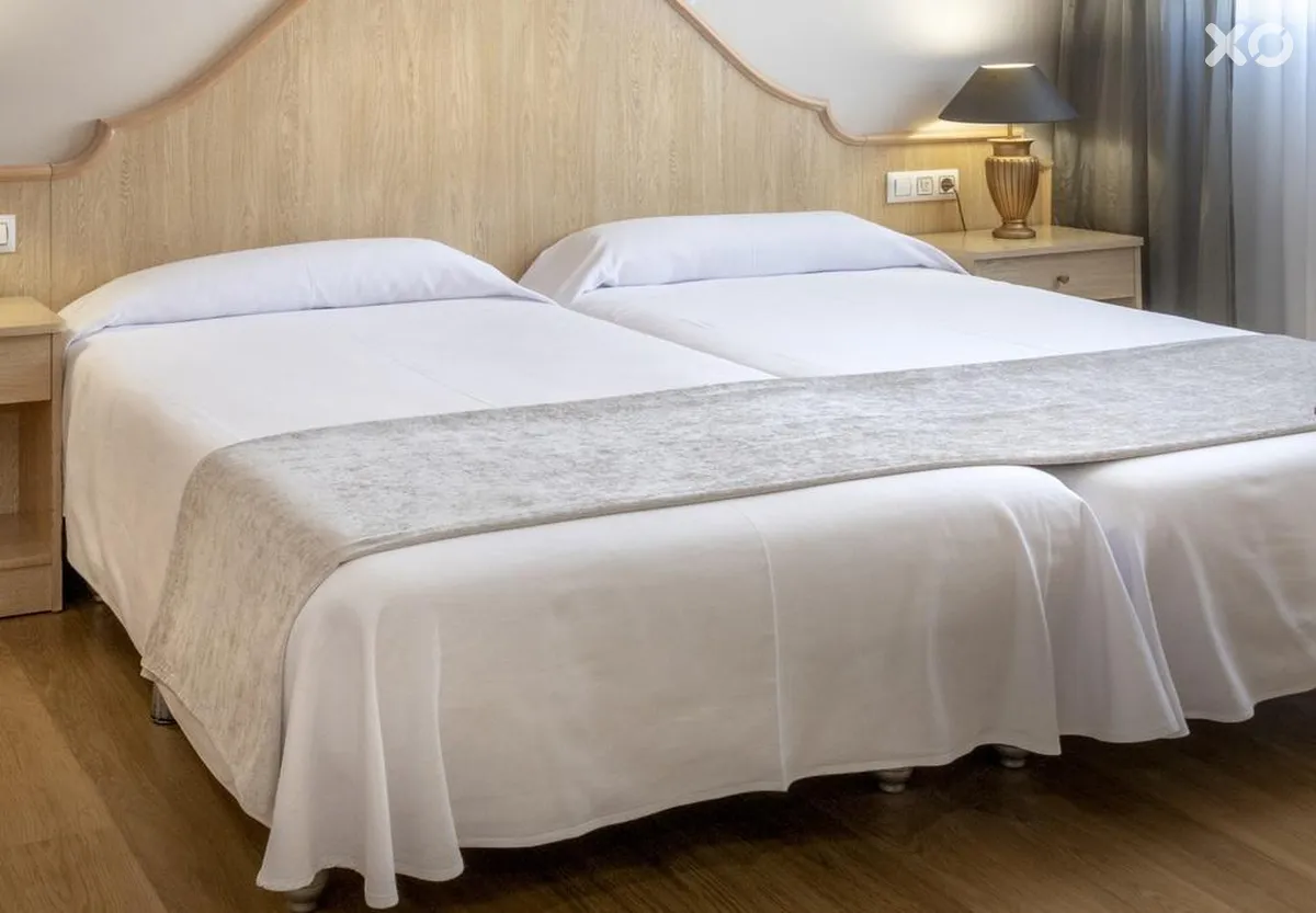 Monica Hotel