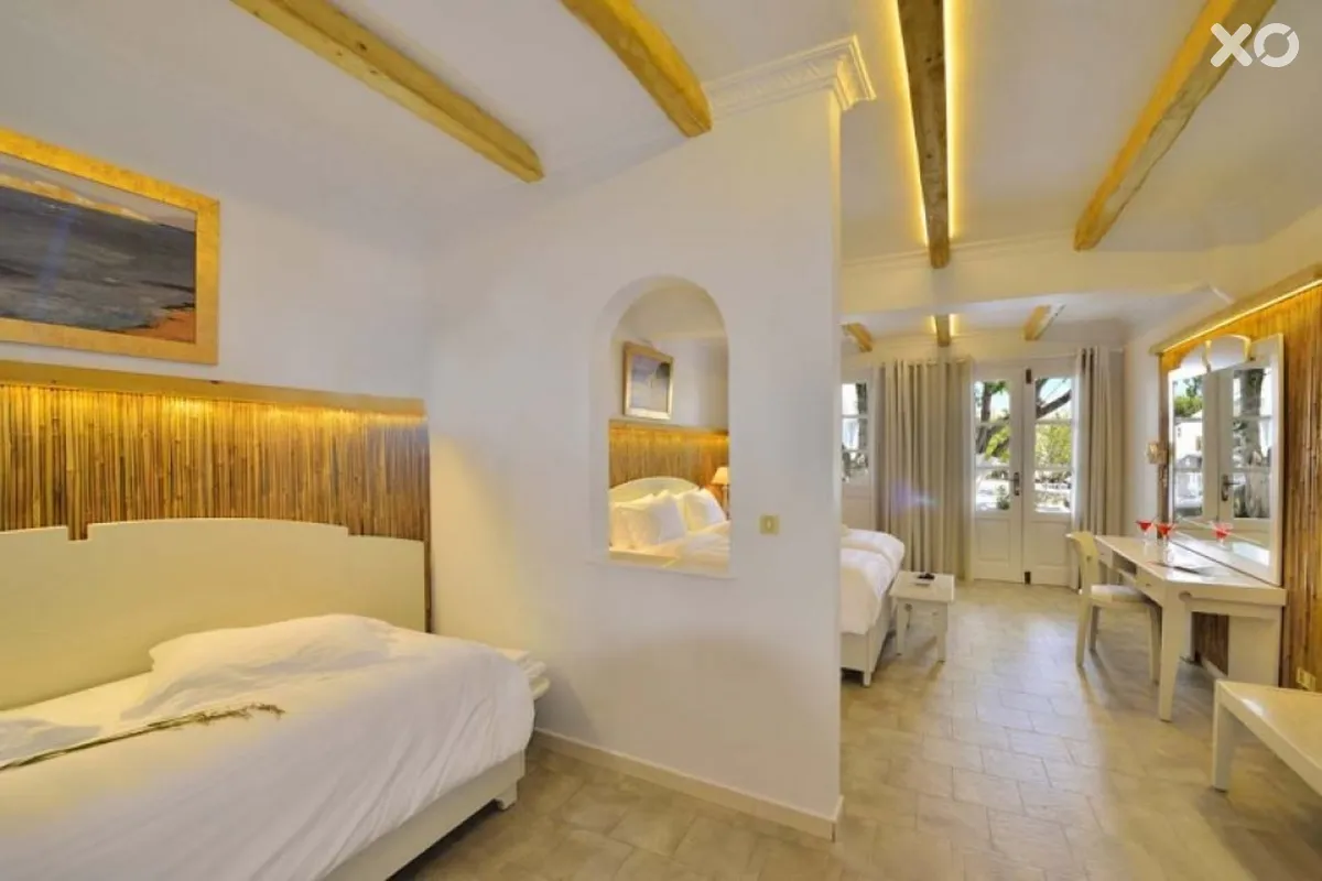 Petinos Hotel