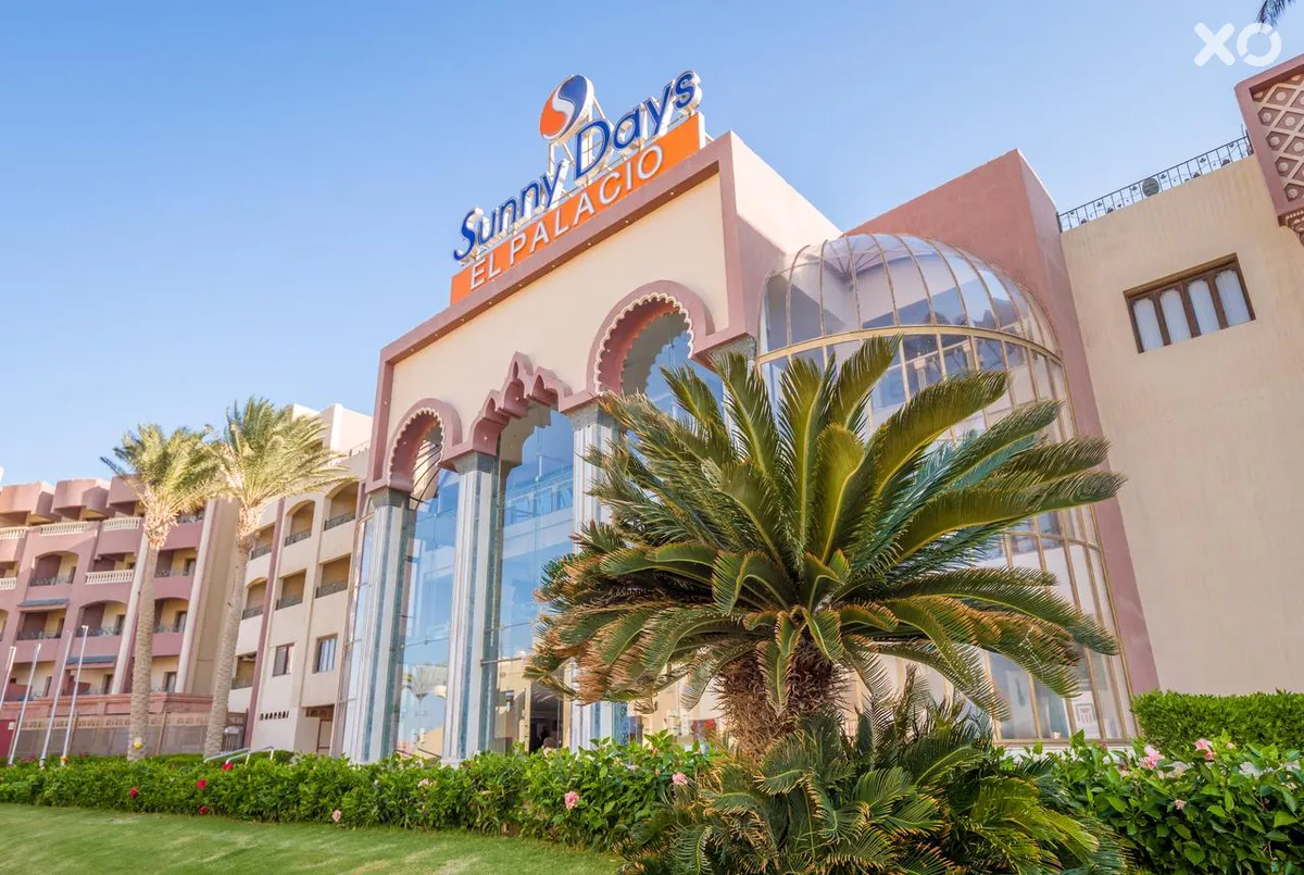 Sunny Days El Palacio