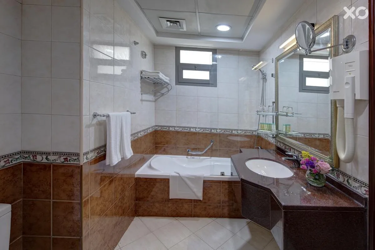 Howard Johnson Plaza by Wyndham Dubai Deira
