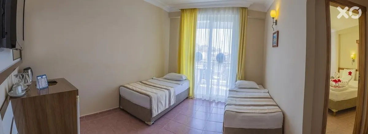 Club Big Blue Suite Hotel