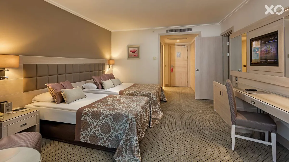 Miracle Resort Hotel