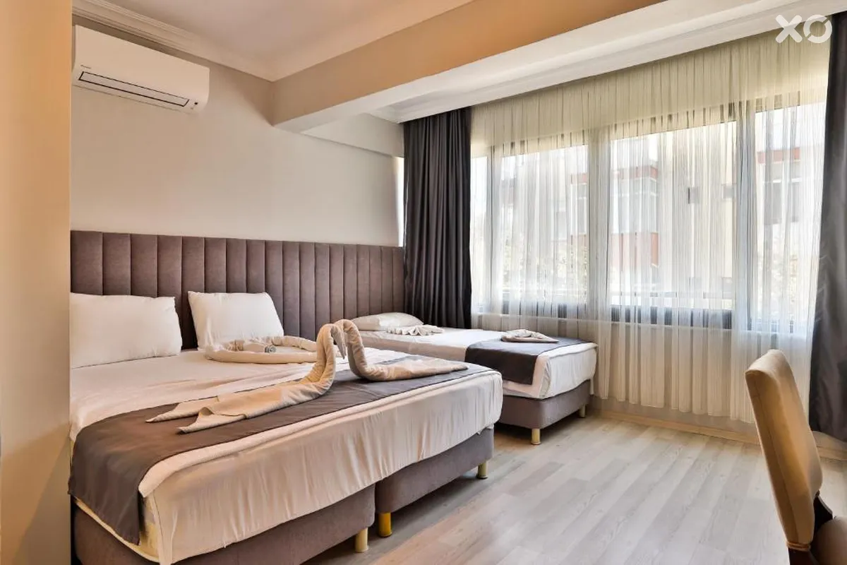 Side Gunes Hotel