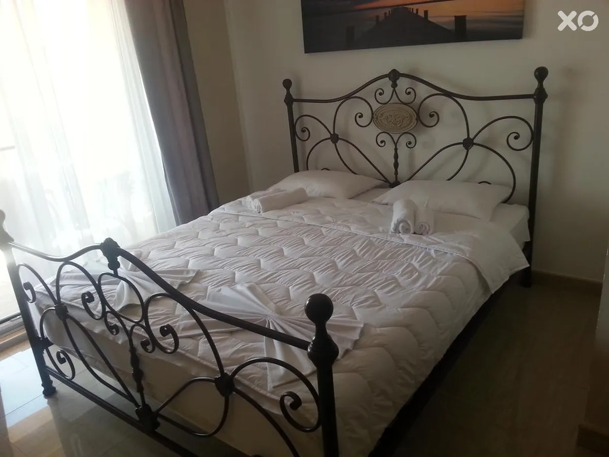 Aura Villa