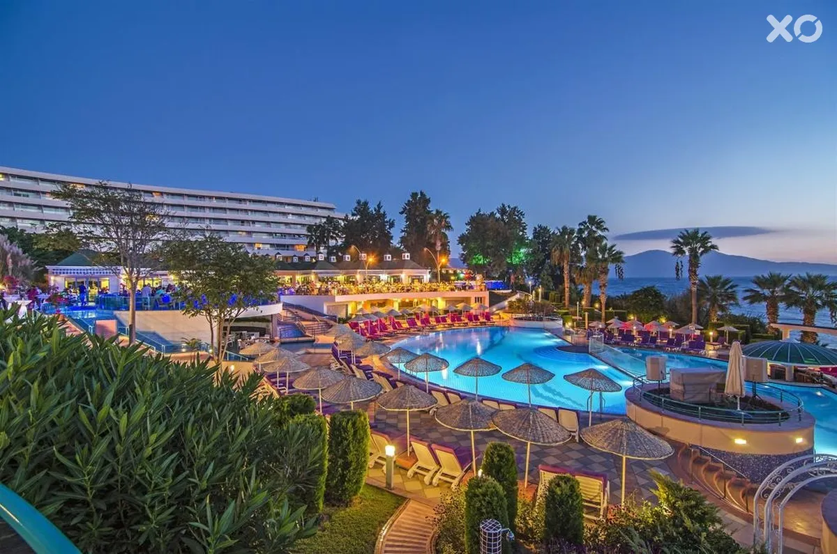 The Grand Blue Sky International Hotel