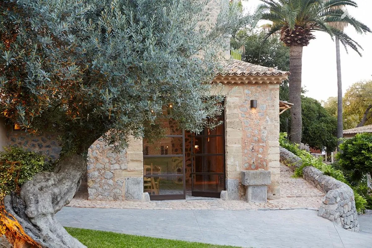 Es Port Hotel