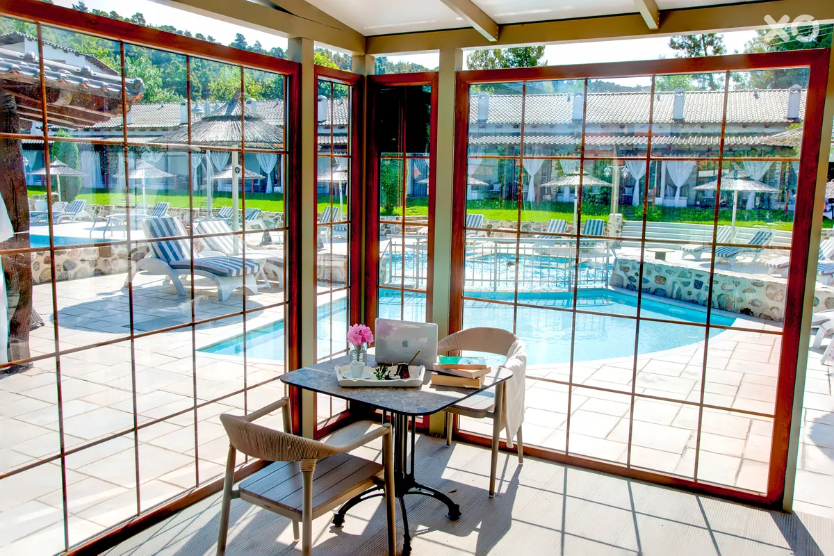 Acrotel Athena Residence