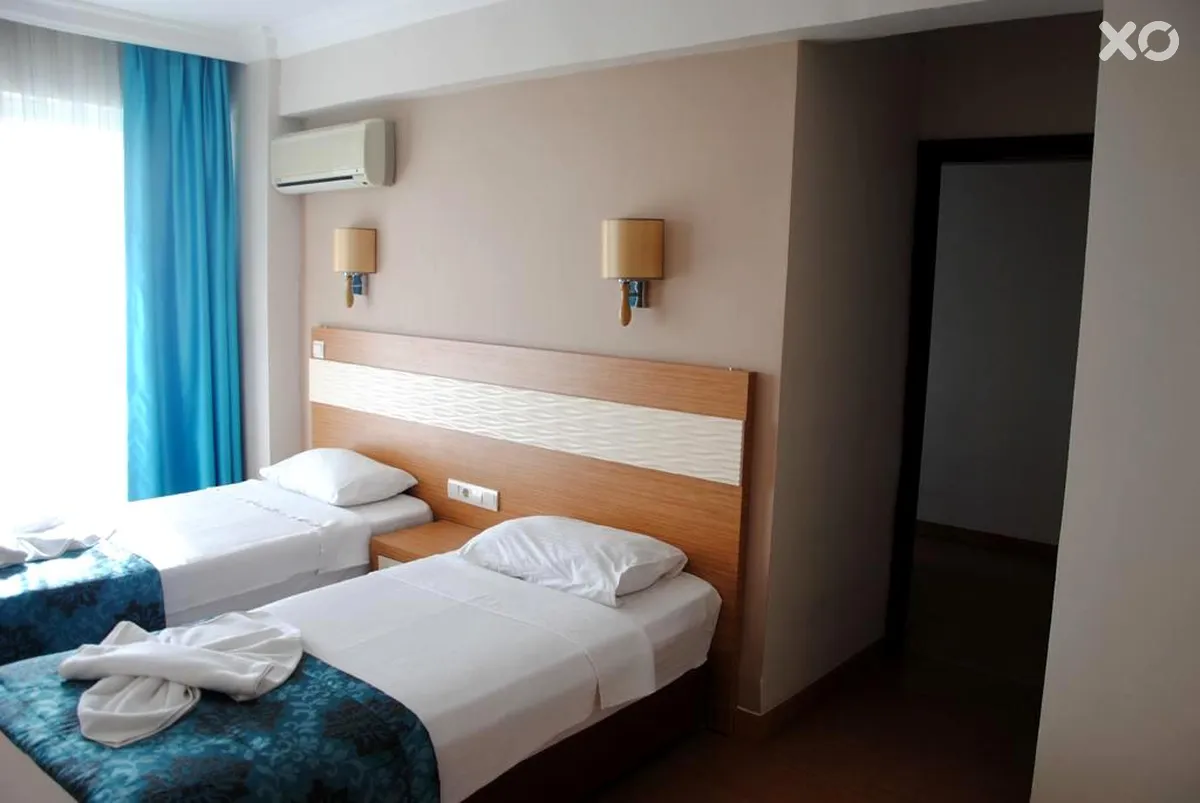 Flora Suites Hotel