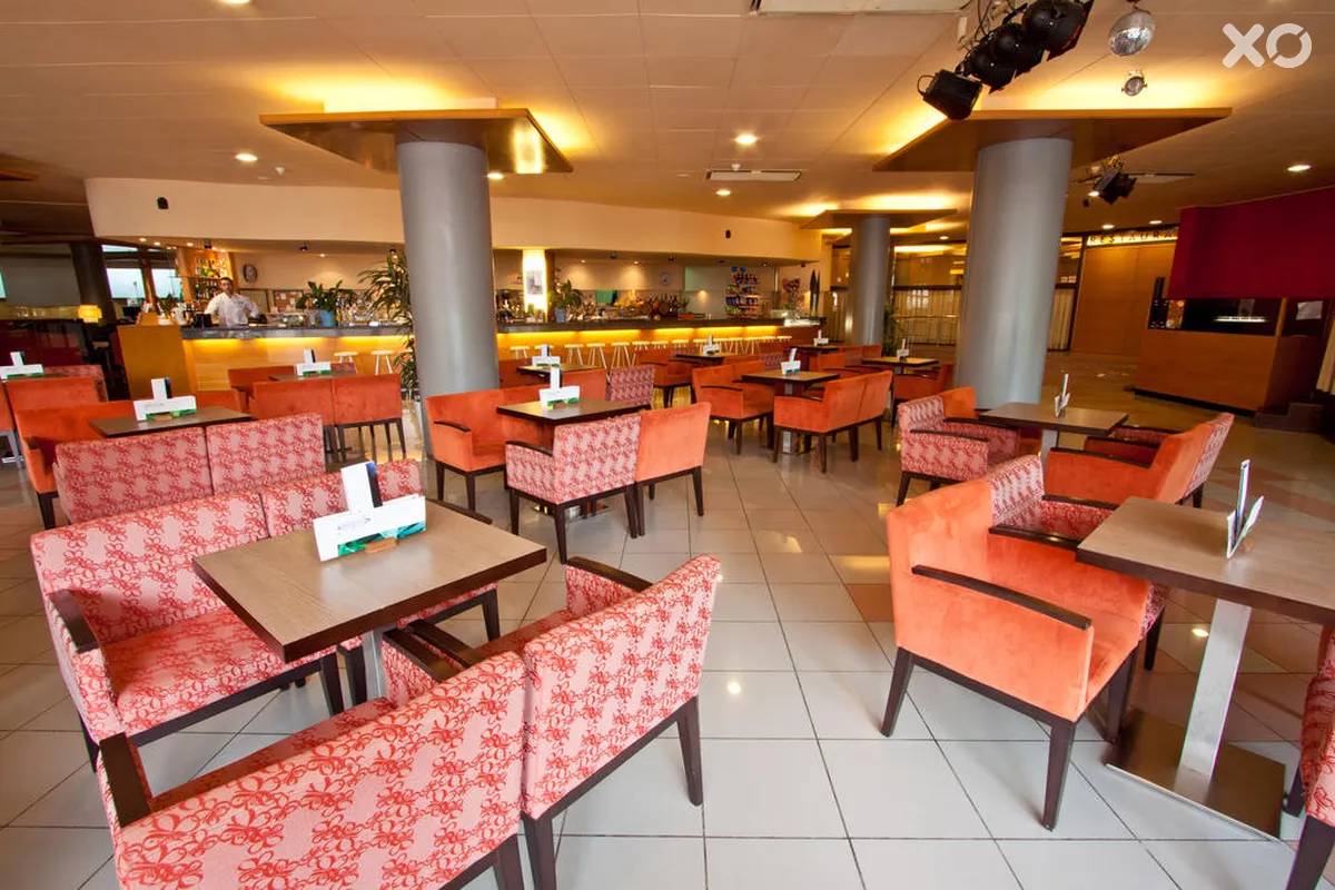 Aqua Hotel Montagut Suites
