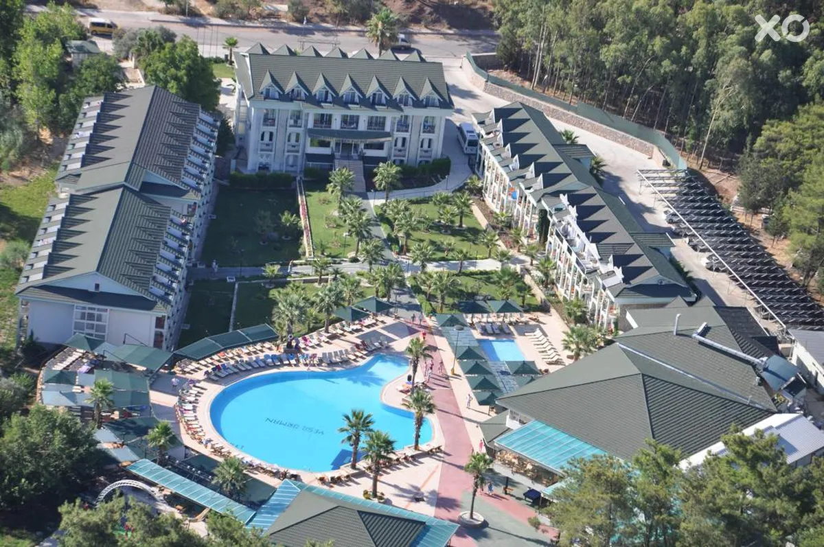 Green Forest Holiday Village