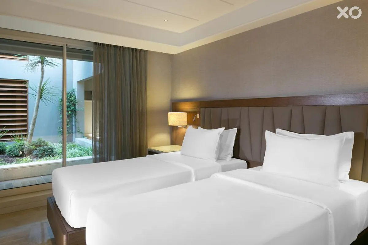 Caresse a Luxury Collection Resort & Spa