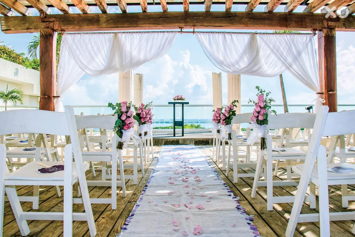 Now Emerald Cancun Resort & Spa