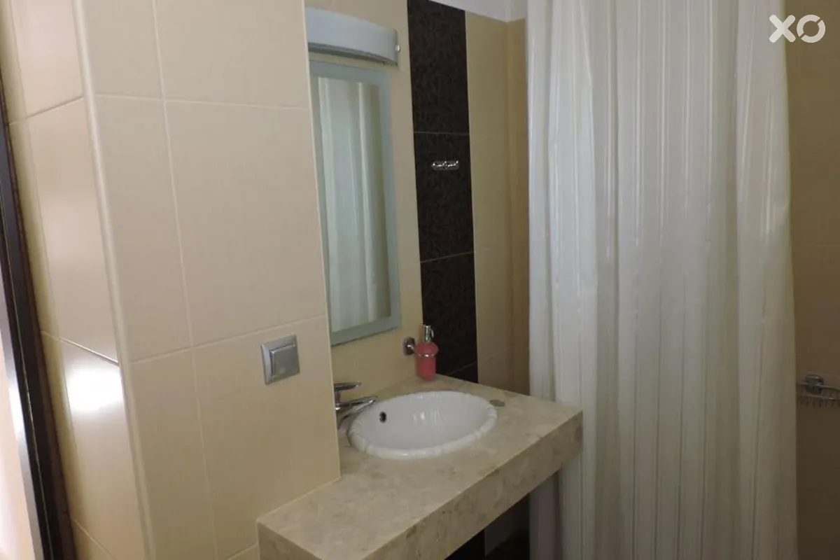Golden Rose Suites