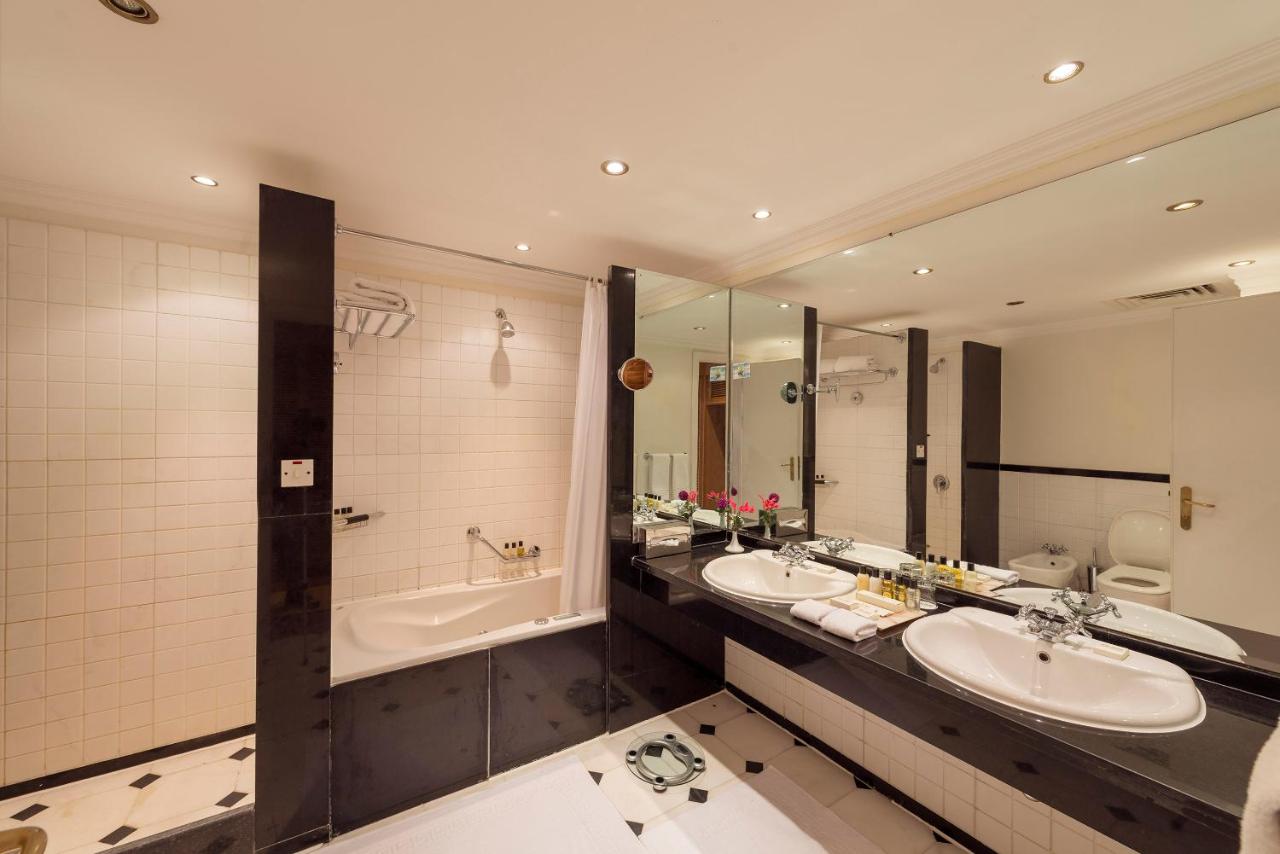 Reef Oasis Beach Resort