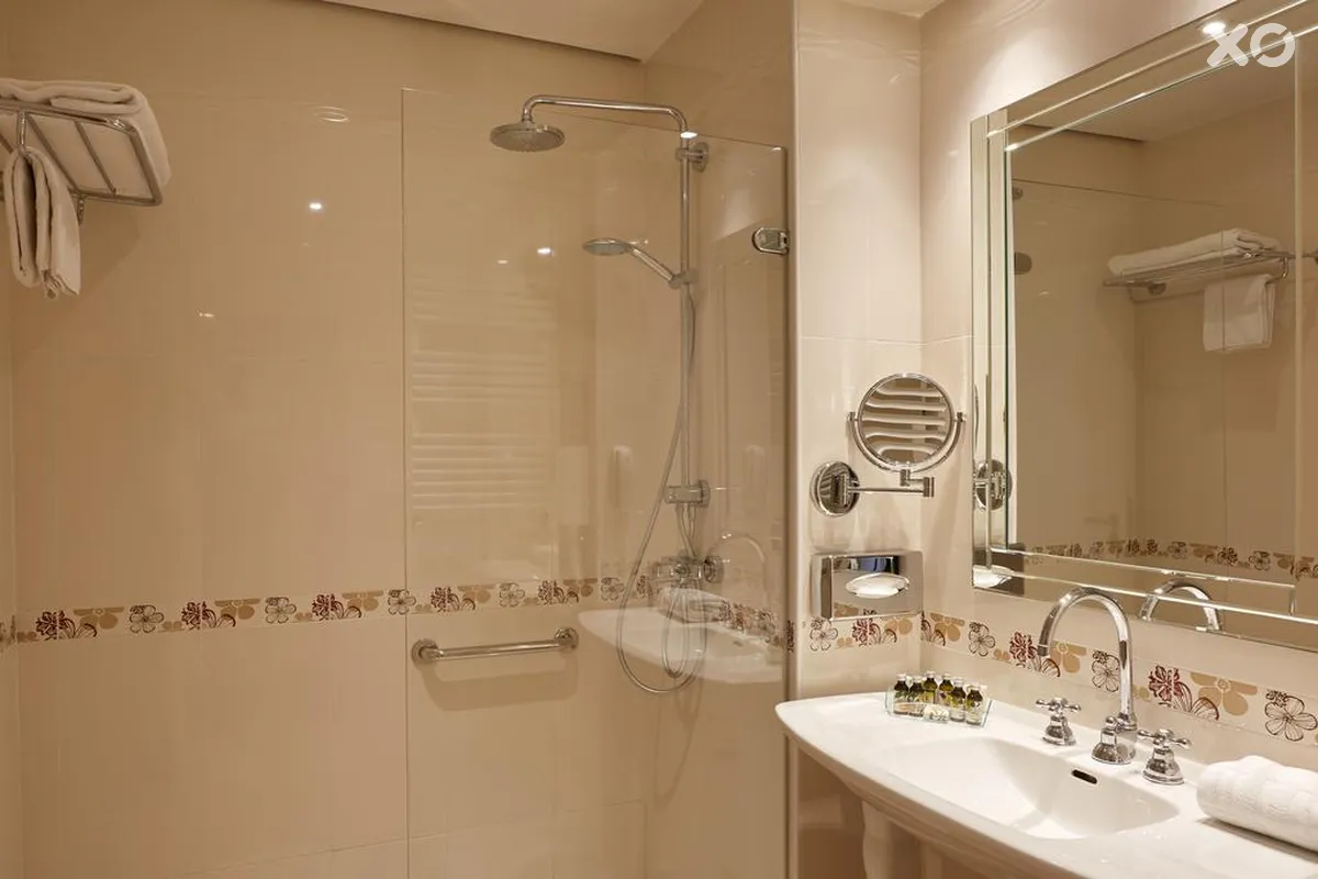 Mayfair Paris Hotel
