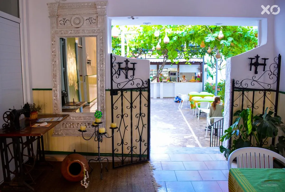 Lefka Hotel & Apartments