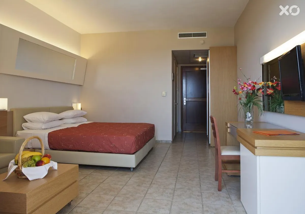 Sovereign Beach Hotel