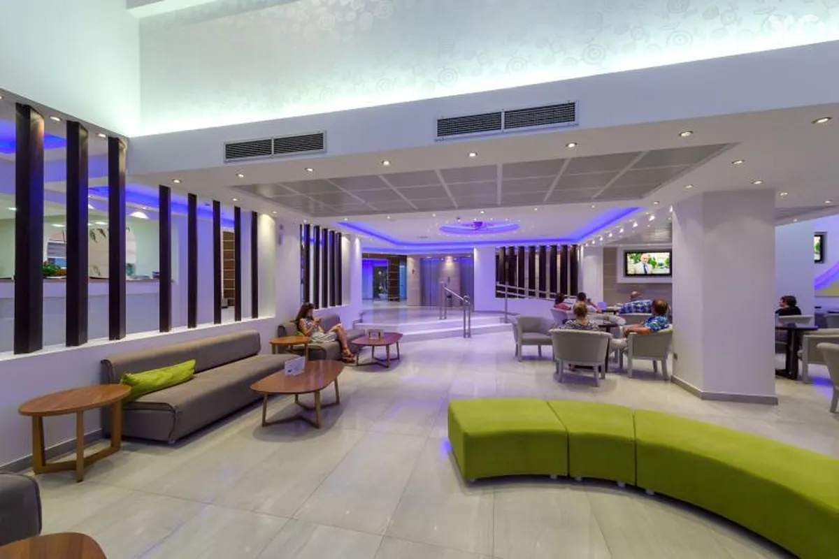 Tasia Maris Beach Hotel