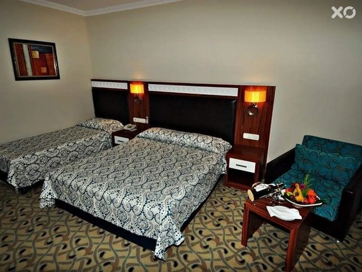 Club Side Coast Hotel