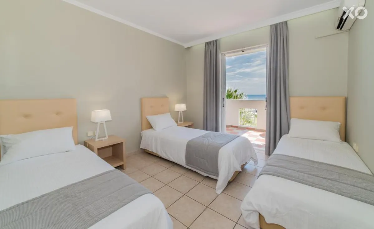 Xenos Kamara Beach Hotel