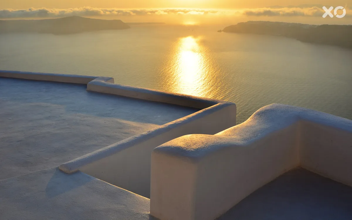 White Santorini