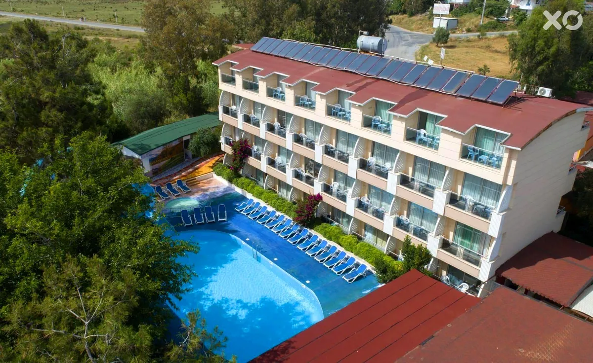 Aperion Beach Hotel